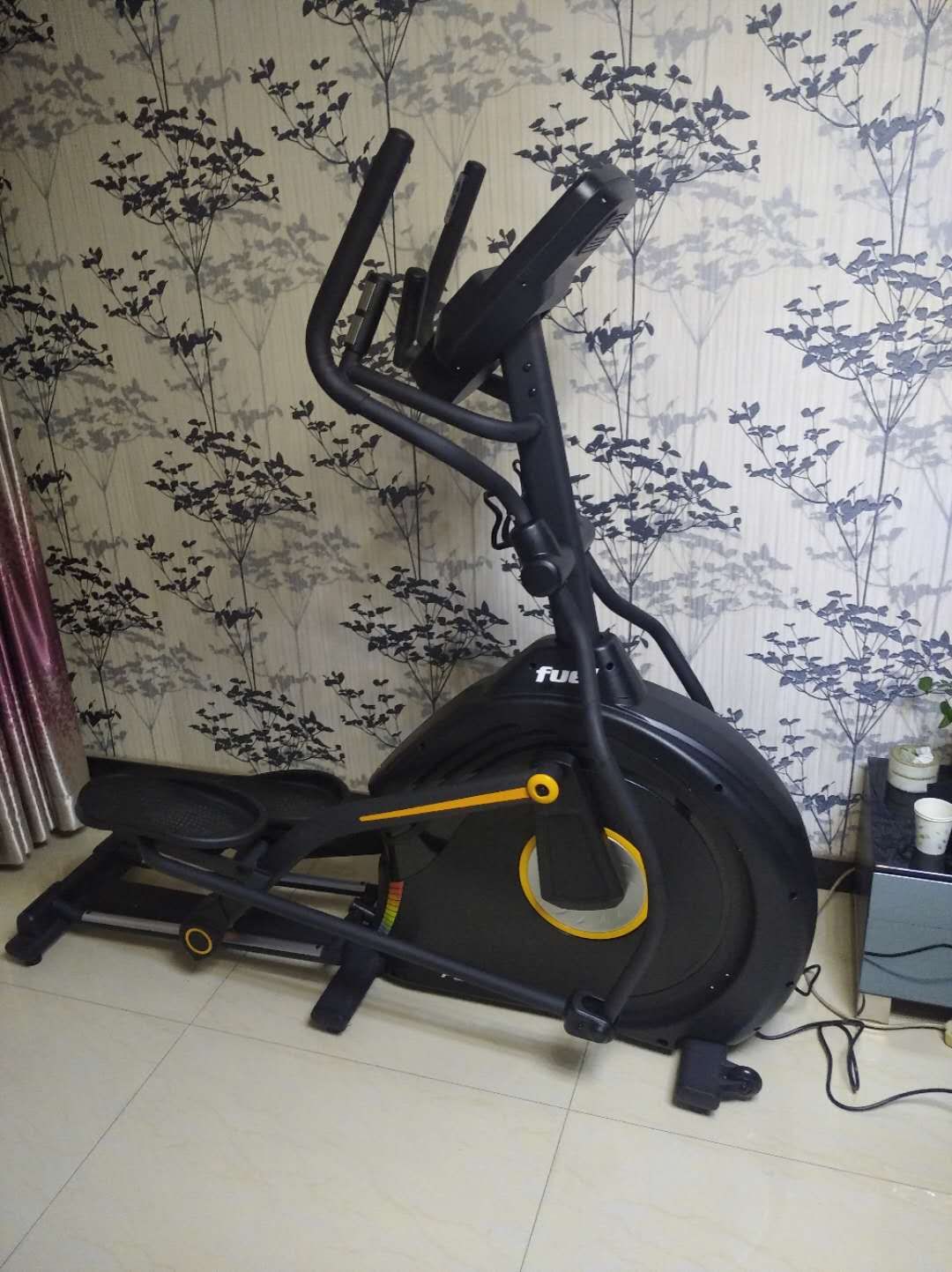 椭圆机好还是香蕉成人APP视频好