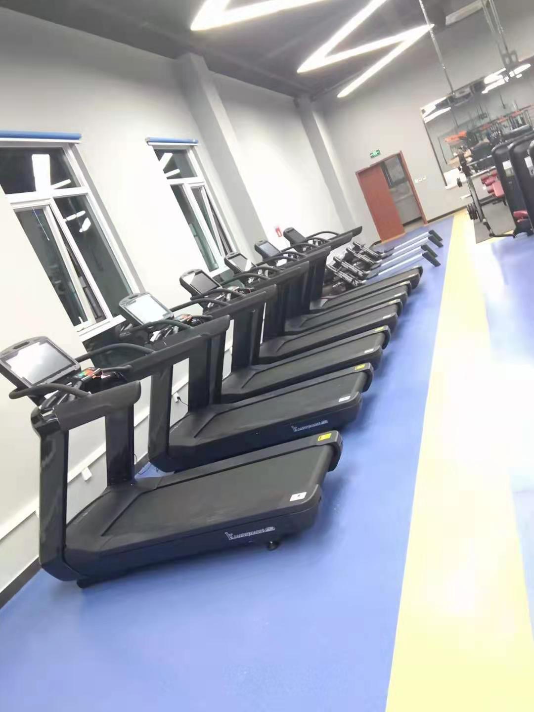 健身房香蕉成人APP视频多少钱