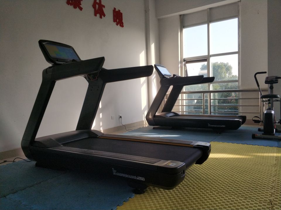 健身房香蕉成人APP视频