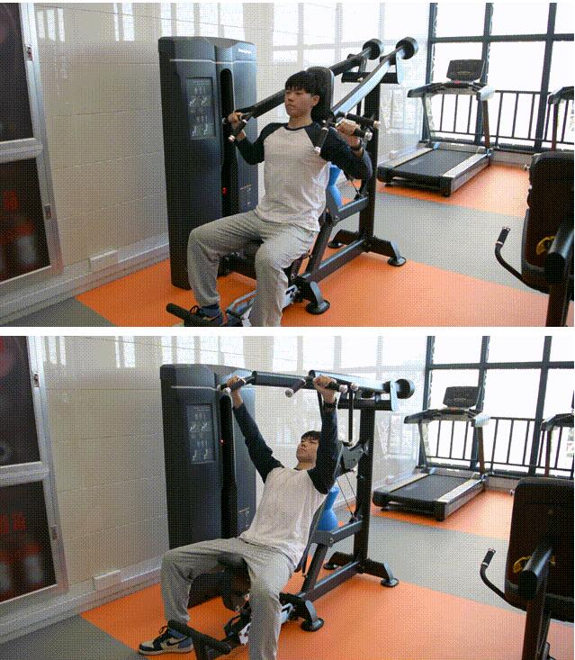 &emsp;&emsp;坐姿推肩推胸训练器