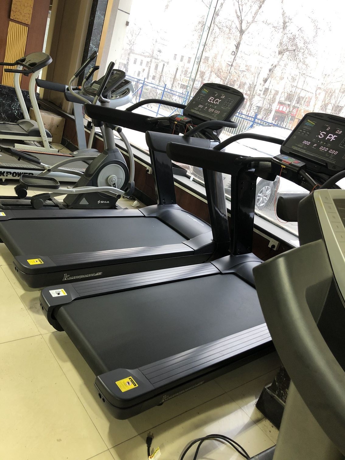 香蕉成人APP视频批发市场在哪里