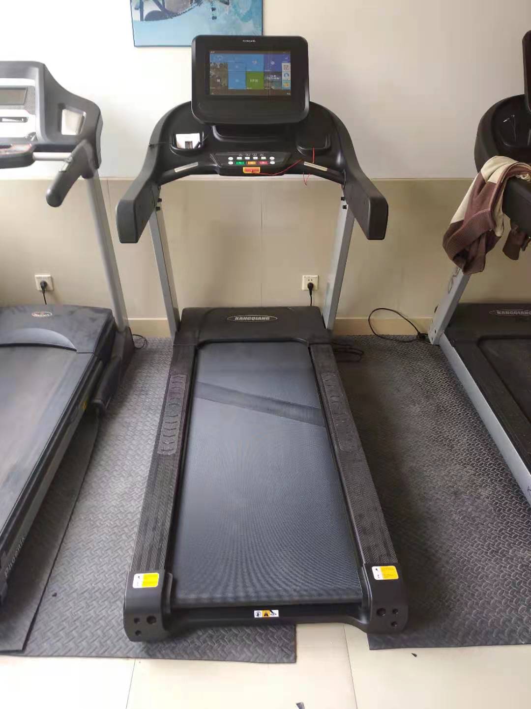 附近哪里有卖香蕉成人APP视频的