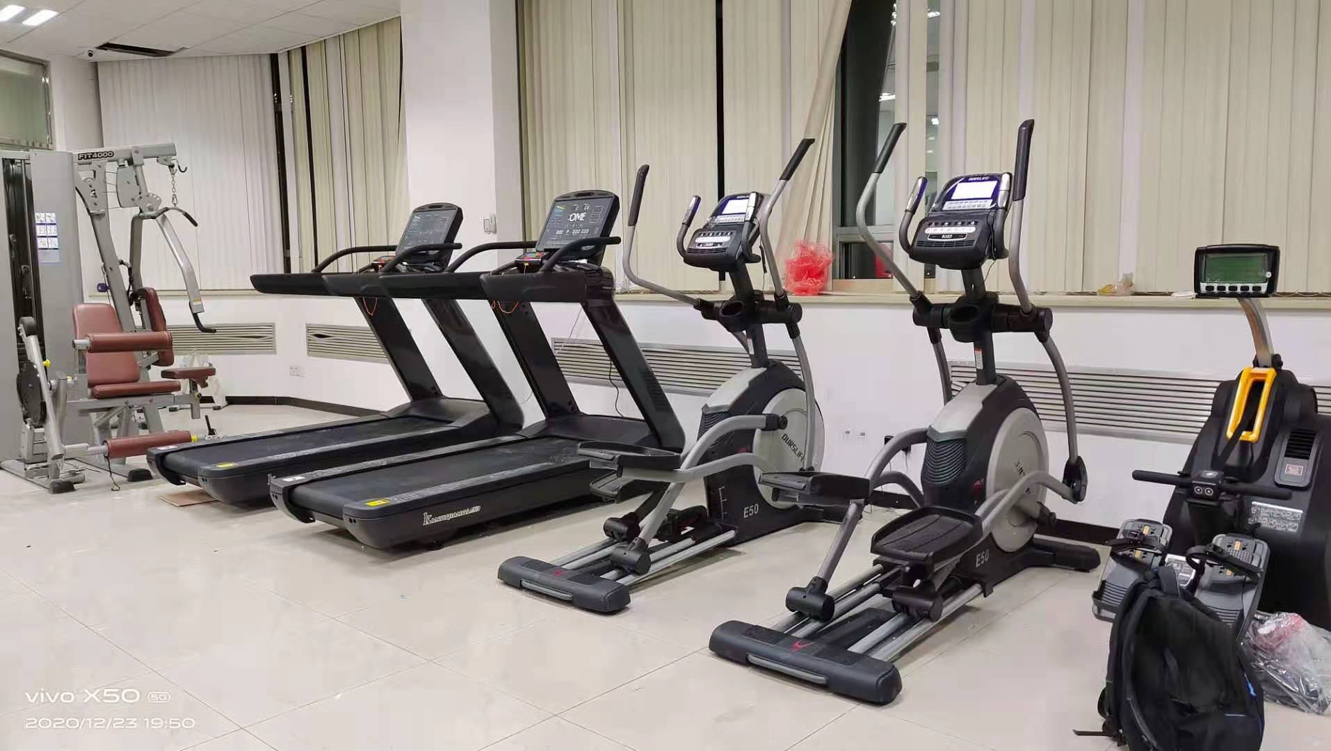 椭圆机好还是香蕉成人APP视频好